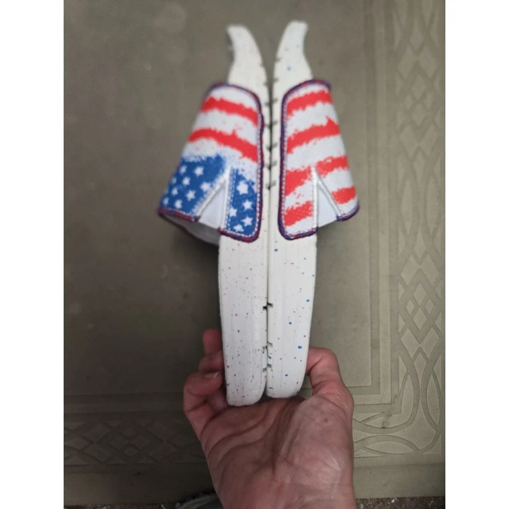 Hey Dude Slide Sandals American Flag Red White Blue Youth Sz 5 - Picture 4 of 5